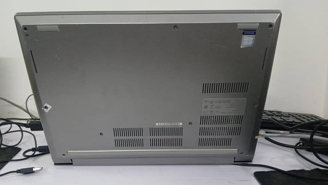 Lenevo e490 14 inch 5