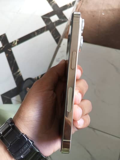 Apple iPhone 14 Pro