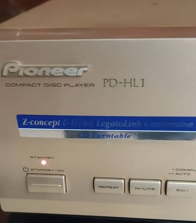 Pioneer PD-HL1 CD Player with Original Remote