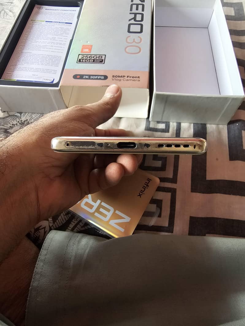 Infinix Zero 30 6