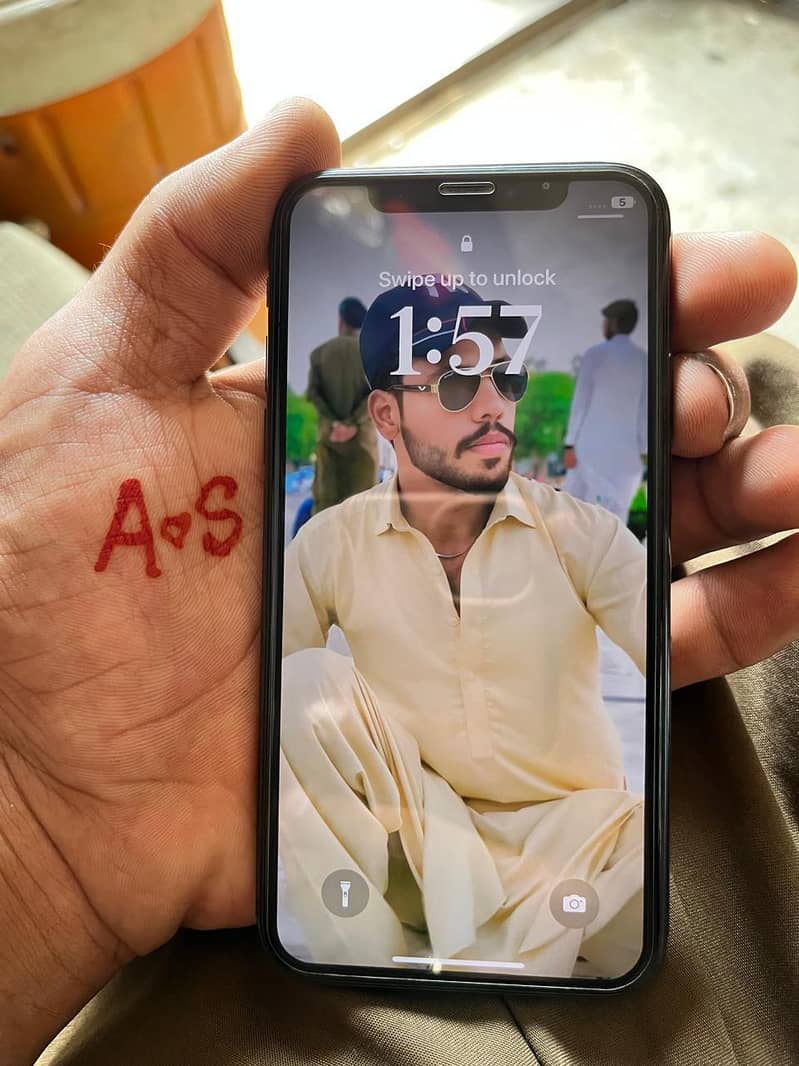 Apple iPhone X 1