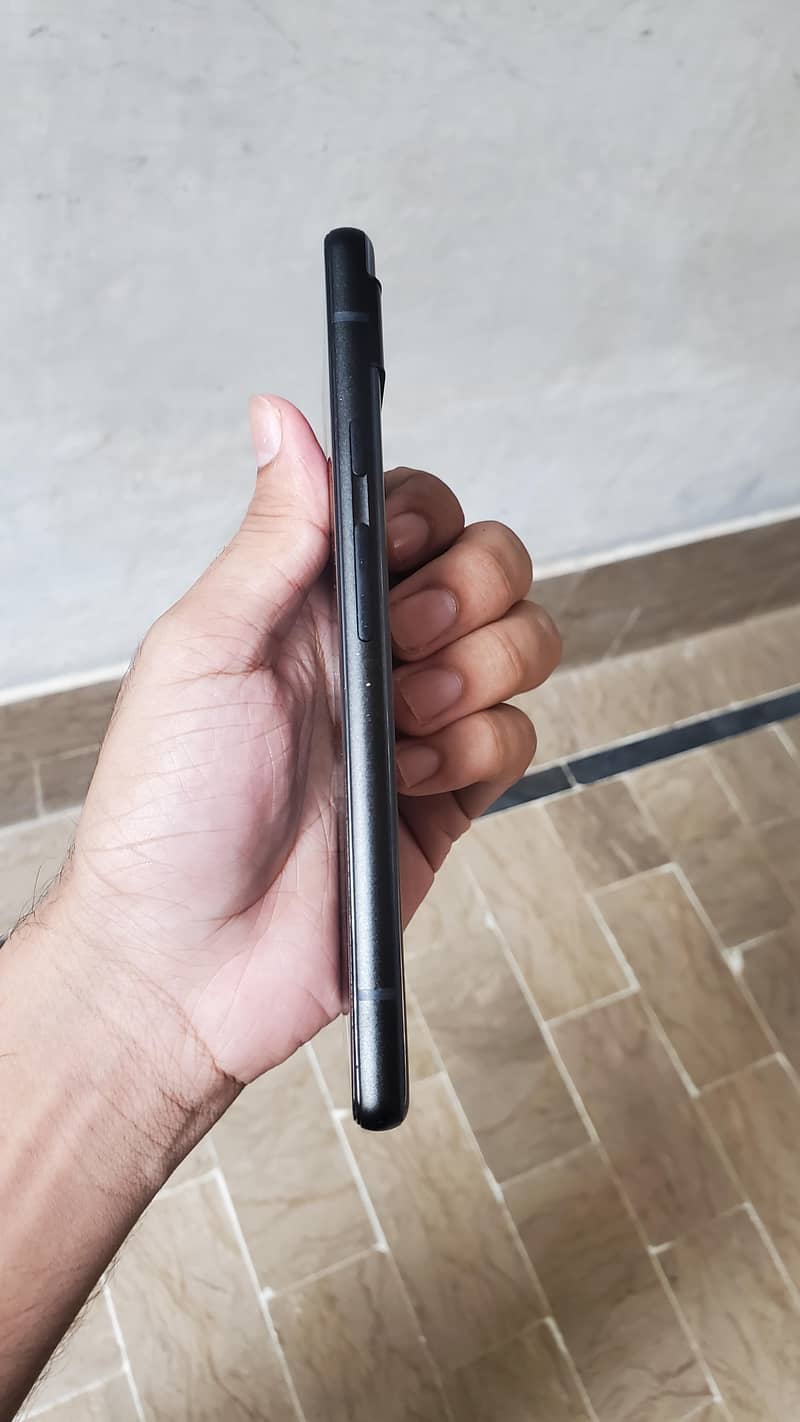 Google Pixel 6a 4