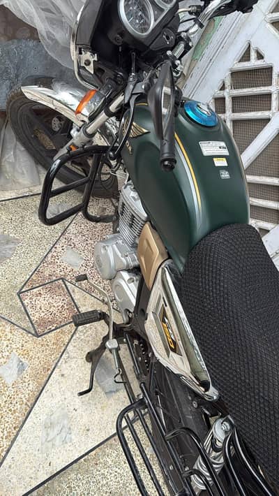 Atlas Honda CG-150 for sale urgent sale condition like brand new
