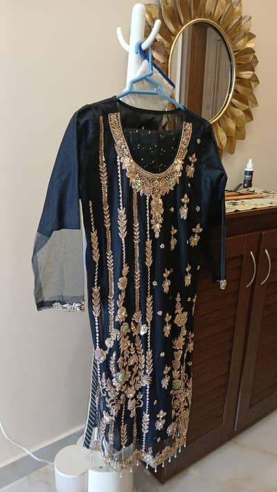 dabka work brand new Size S/M