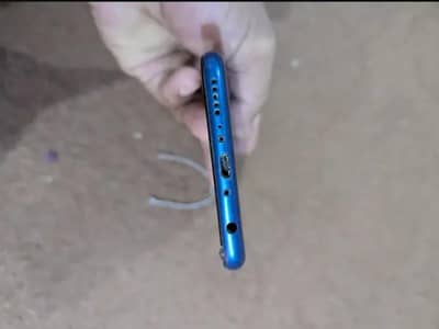 Honor 7C