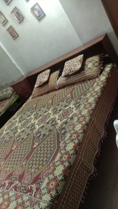 without mattress Two Sider Table Iner Bed Space 