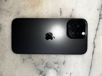 16 Pro Max panel change