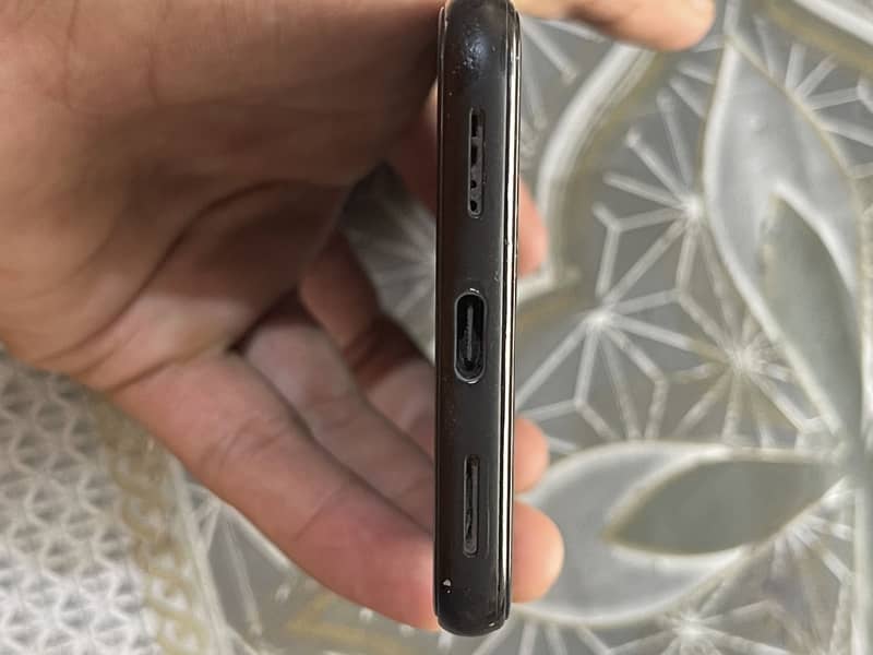 Google Pixel 4 3