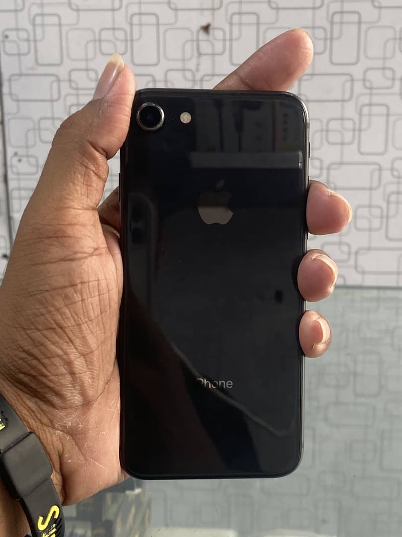 Apple iPhone 8 0
