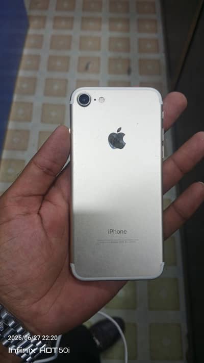 Apple iPhone 7