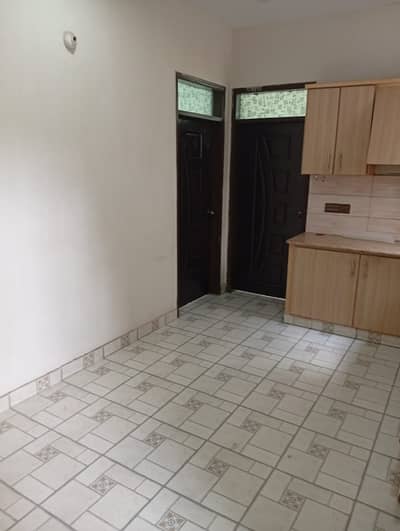 Prime Location 800 Square Feet Flat For Sale In Gulistan-E-Jauhar - Block 3 Karachi