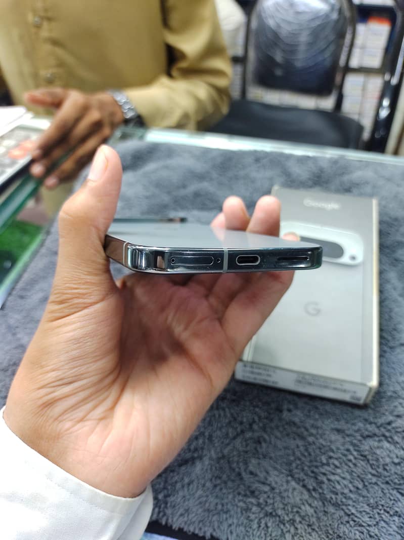 Google Pixel 9 Pro 4