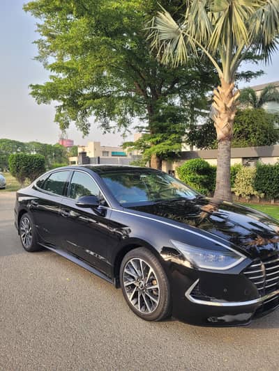 Hyundai Sonata batter than Honda Civic Toyota corolla Kia sportage MG