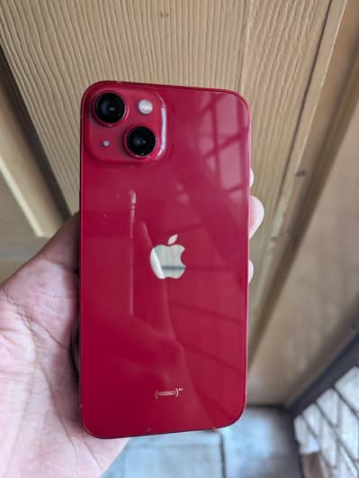 Apple iPhone 13