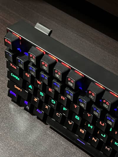 Redragon K552 Kumara (red switches)