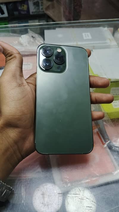Apple iPhone 13 Pro