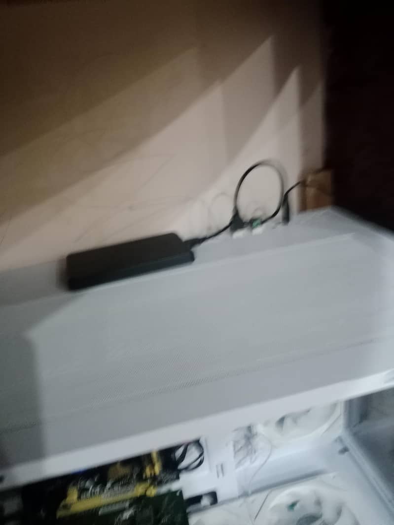 COMPUTER CASING 3