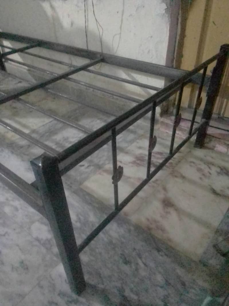 Single Iron Bed 2