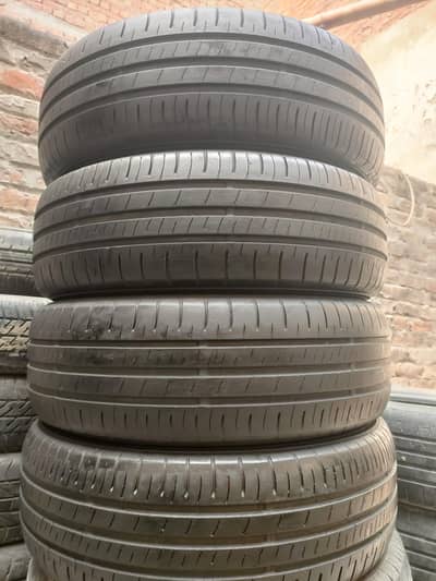 Cars Tyres 195/65R15 japani Dunlop 70% 4 Tyres Set