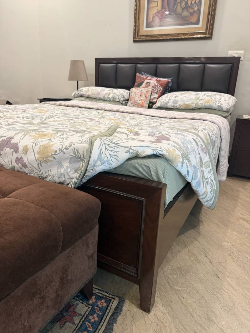 Solid Wood bed set with console 1