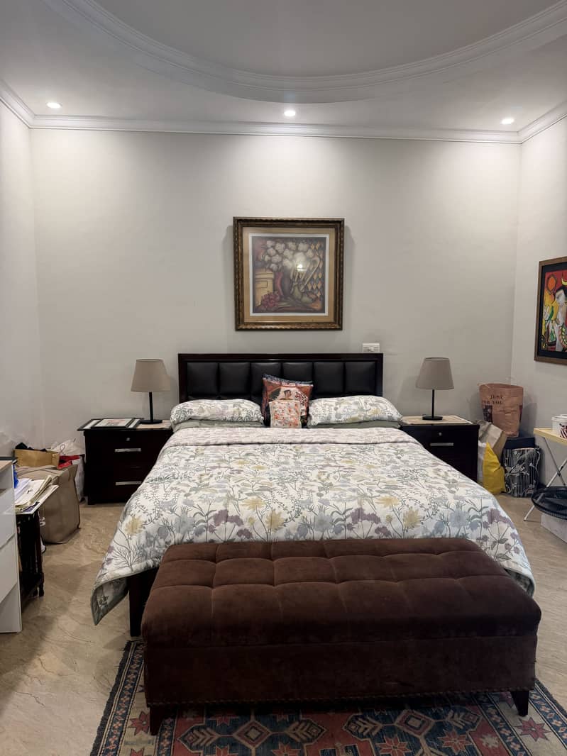 Solid Wood bed set with console 2