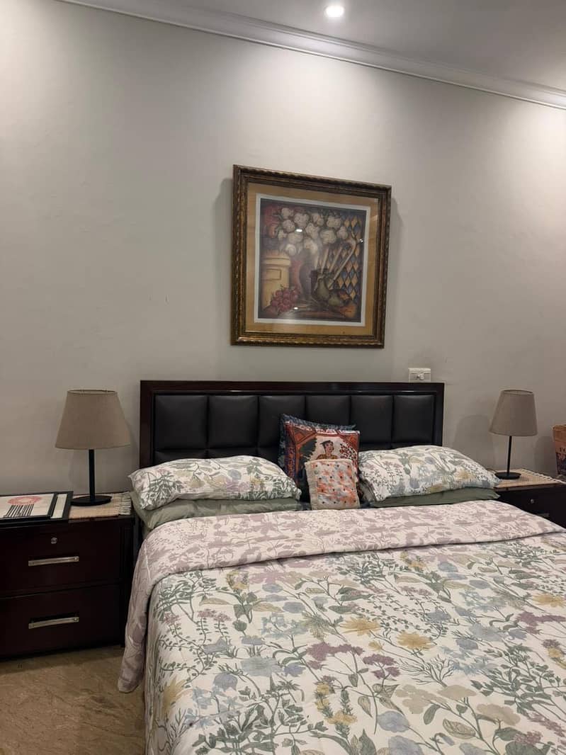 Solid Wood bed set with console 6
