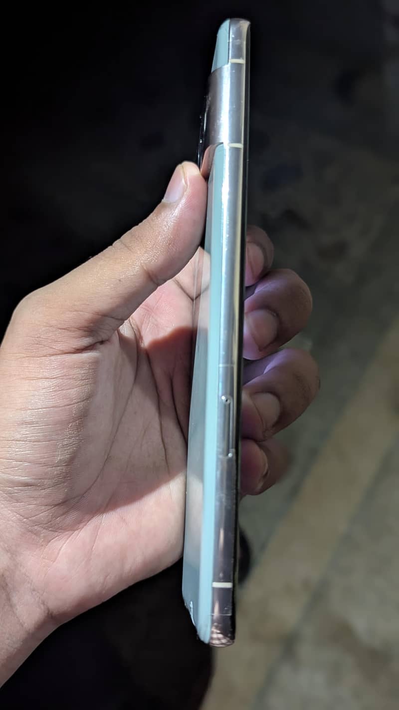 Google Pixel 7 Pro 4