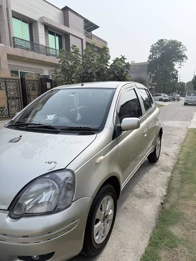 Toyota Vitz 2002