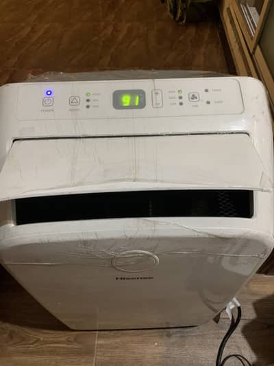 Hisense Portable Air Conditioner with casters easy to move