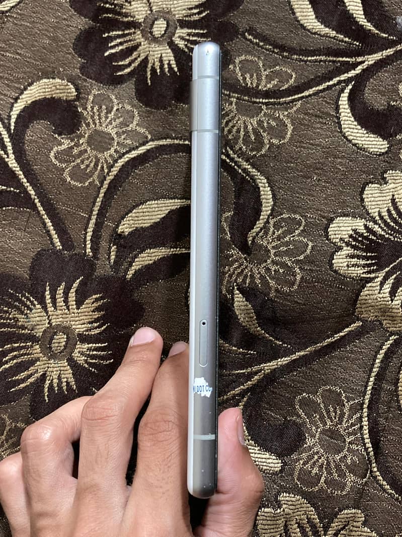 Google Pixel 7a 4
