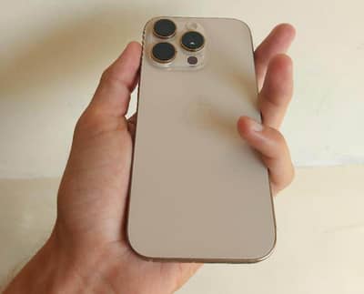 Apple iPhone 16 Pro