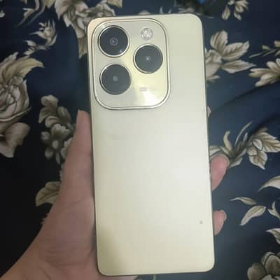 Infinix Hot 40