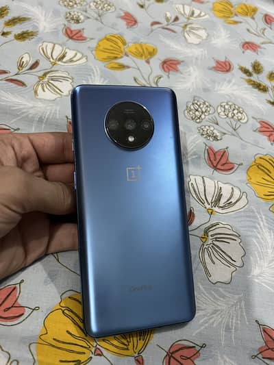 One Plus 7T ICU DEAD 8/128 gb