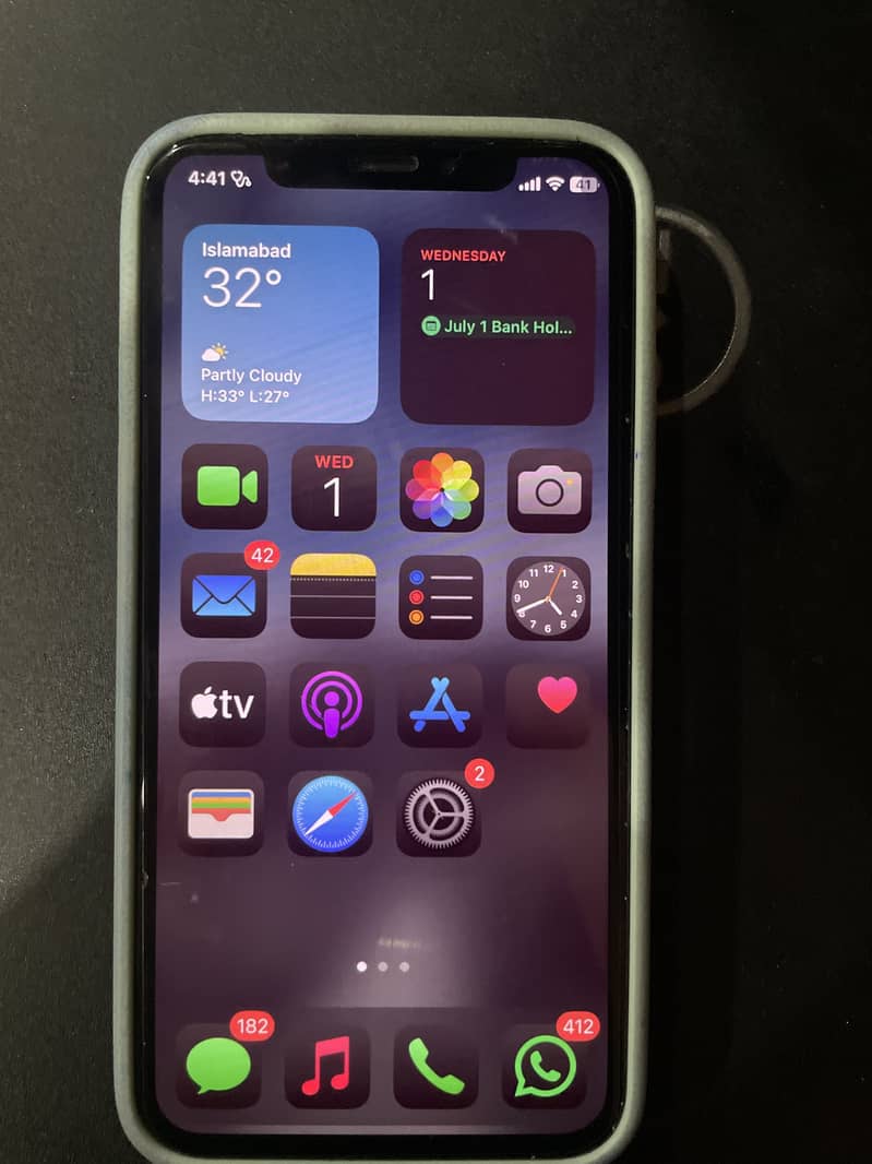 Apple iPhone Xs 1