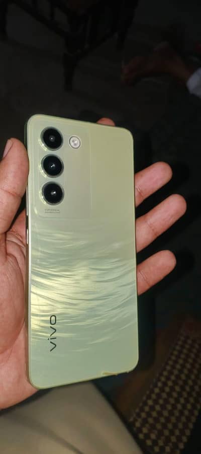 Vivo Y100