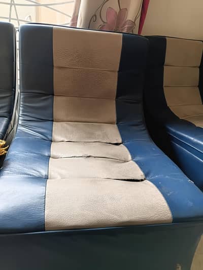 4 seater