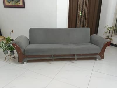 Sofa combed