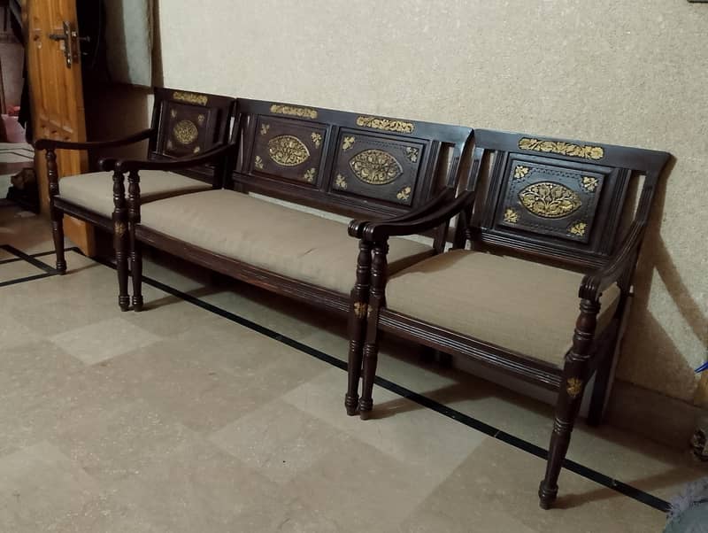 Chinioti sofa set with centre table 1