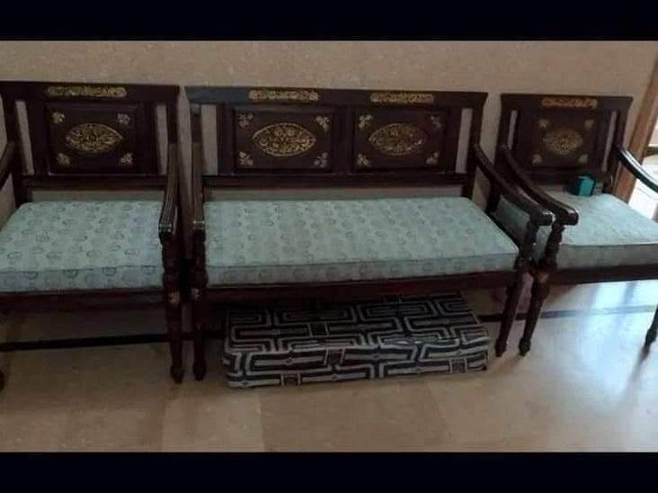 Chinioti sofa set with centre table 3