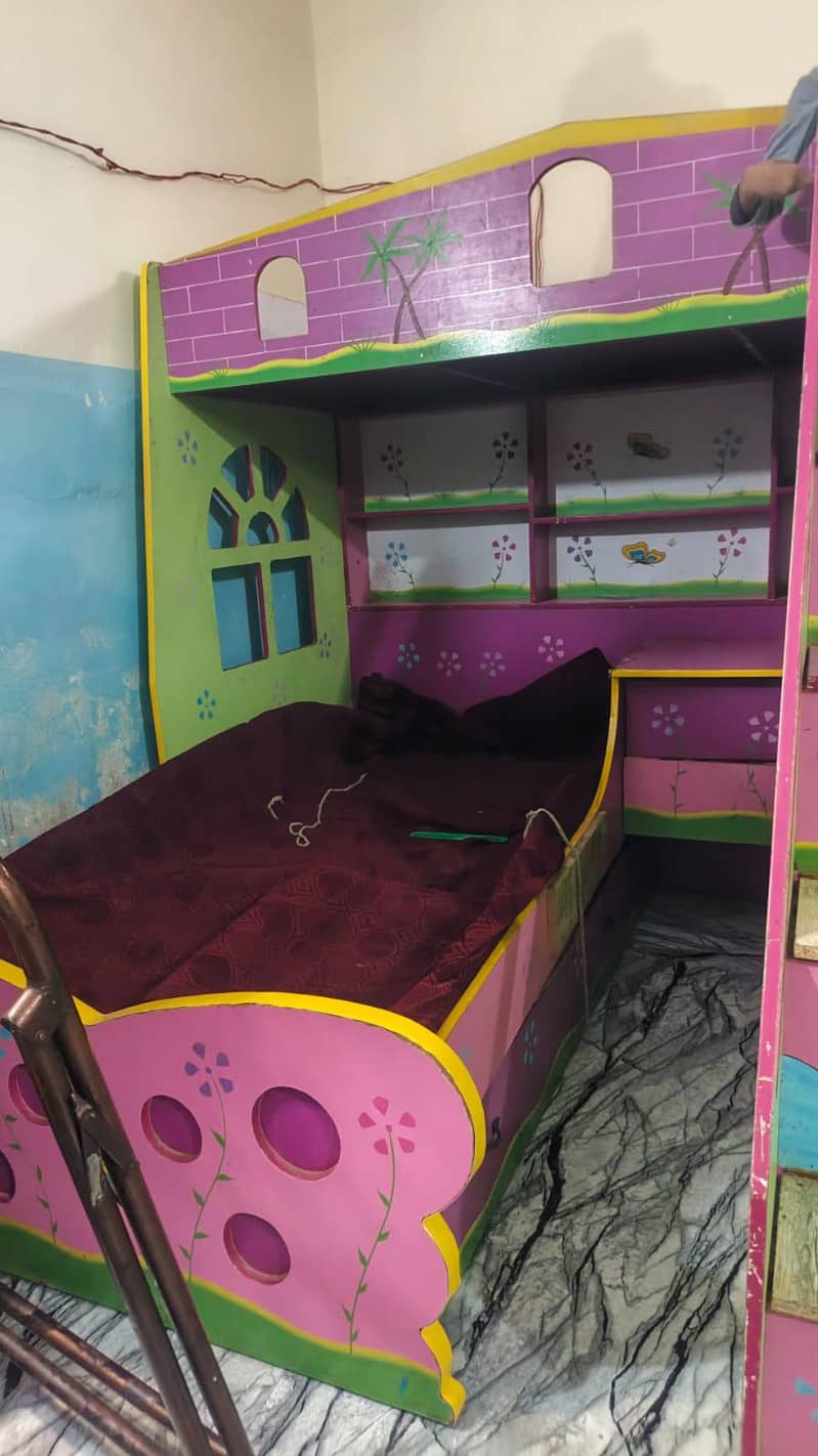 bunk bed 0