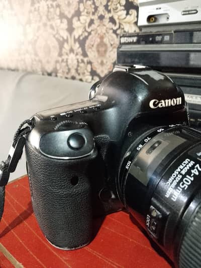cannon 5d mark III with 24x105 is Ii