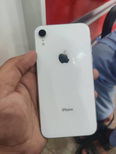 Apple iPhone XR