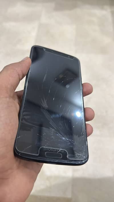 Moto G(06)