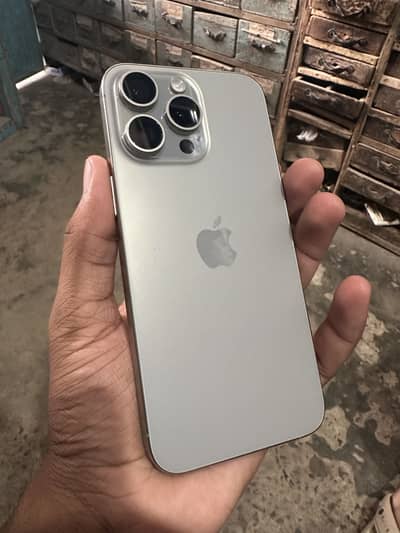 Apple iPhone 15 Pro Max JV