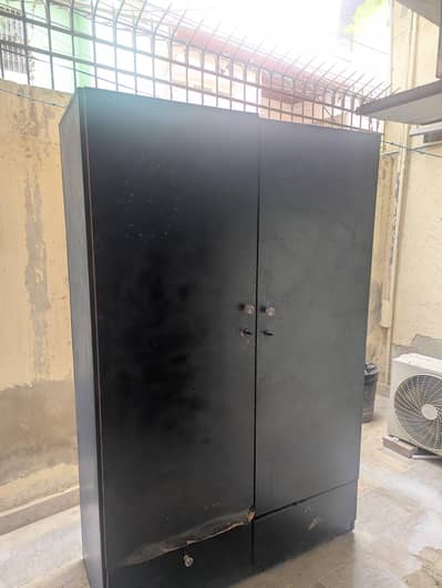 Large 2 Door Wooden Wardrobe with Drawers