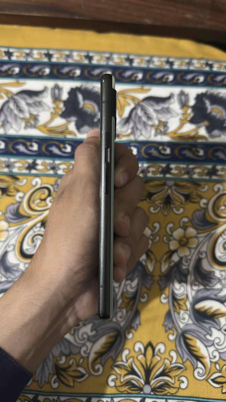 Google Pixel 6a 1