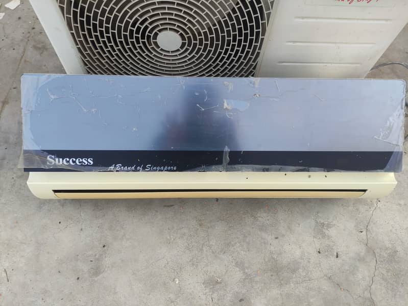 Success Split AC 10