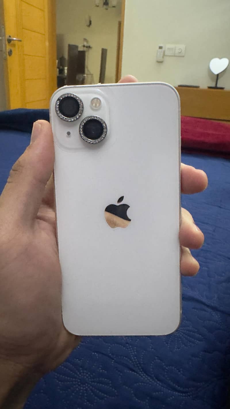 Apple iPhone 13 1