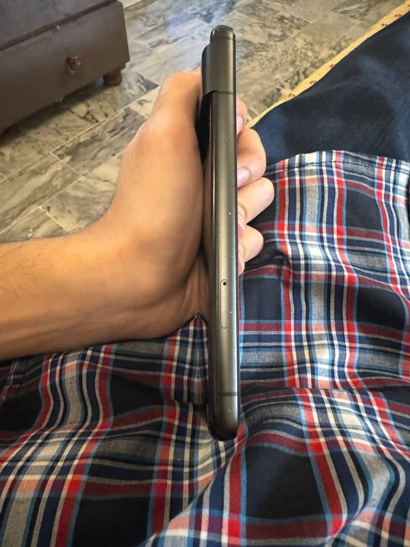 Google Pixel 8 3