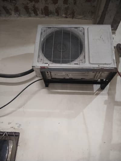 gree 1/5 ton ac for sale